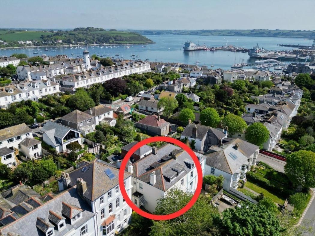 Pendennis - Bright Victorian Flat, Sea Views & Close To Beach فالموث المظهر الخارجي الصورة